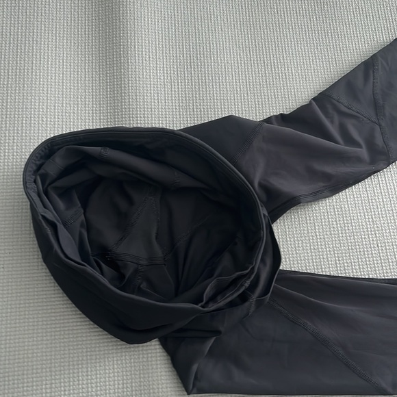 lululemon athletica cropped leggings size 2 - Picture 8 of 8